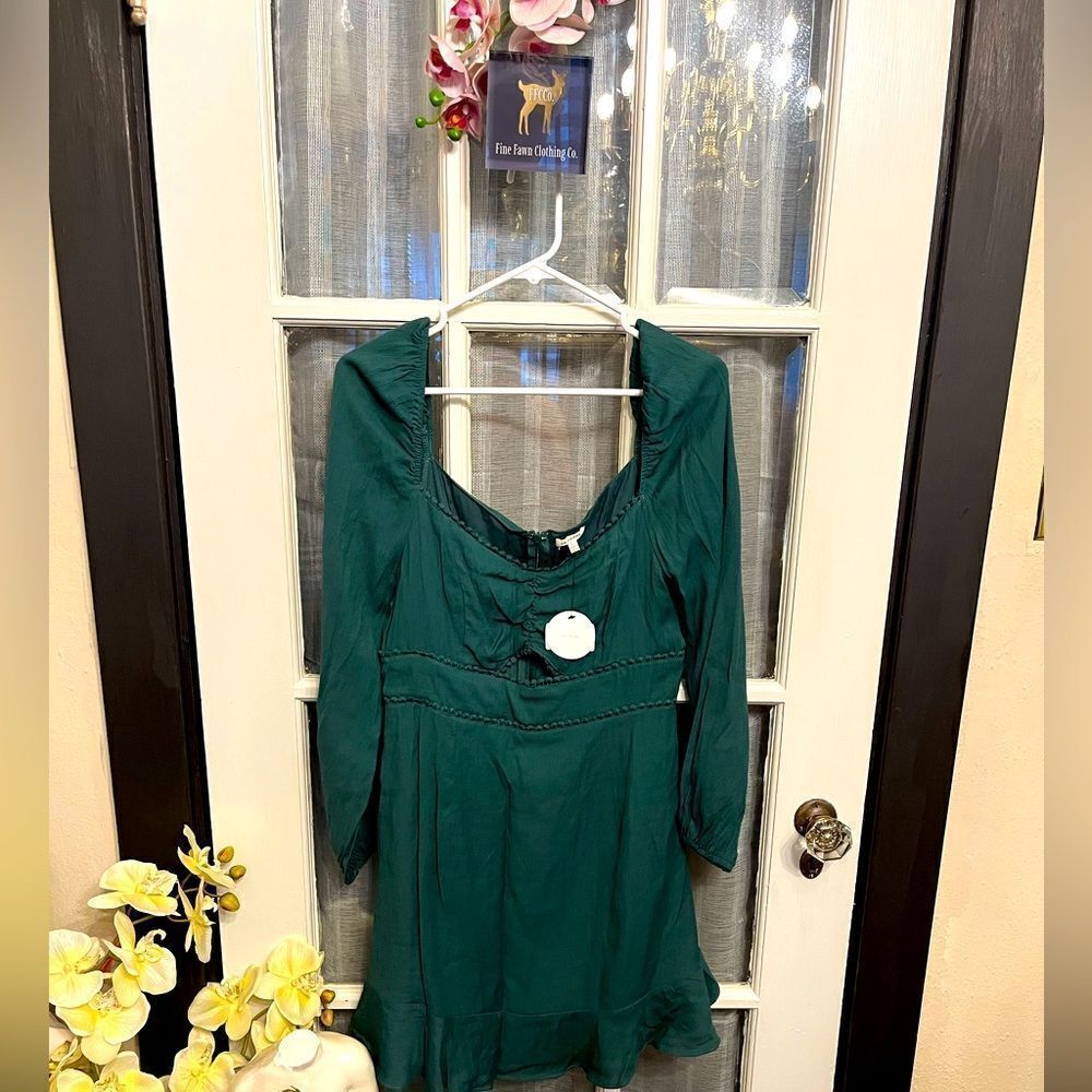 NWT En Crème Green Dress